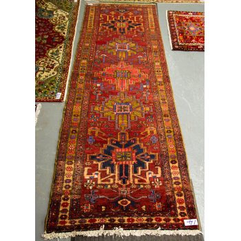 Persian Heriz Runner With Star Burst Medallion 308l X 103w Price includes nationwide delivery