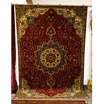 Rich Red Ground Persian Tabriz Rug 310l X 208w cm Price includes nationwide delivery